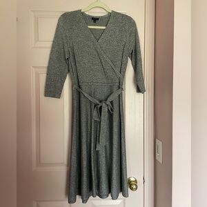 Talbots Sparkly Silver Metallic Grey knit Wrap Midi Dress with Belt size small